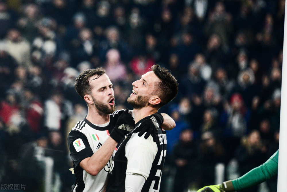 他们在防守 他们在防守