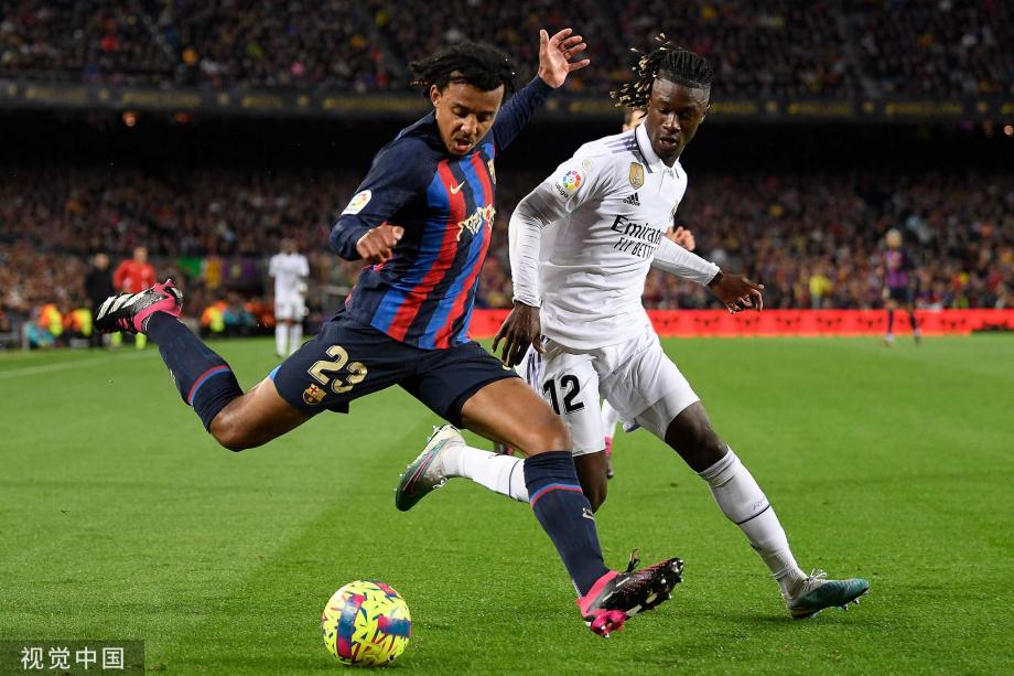 使他在中场 使他在中场