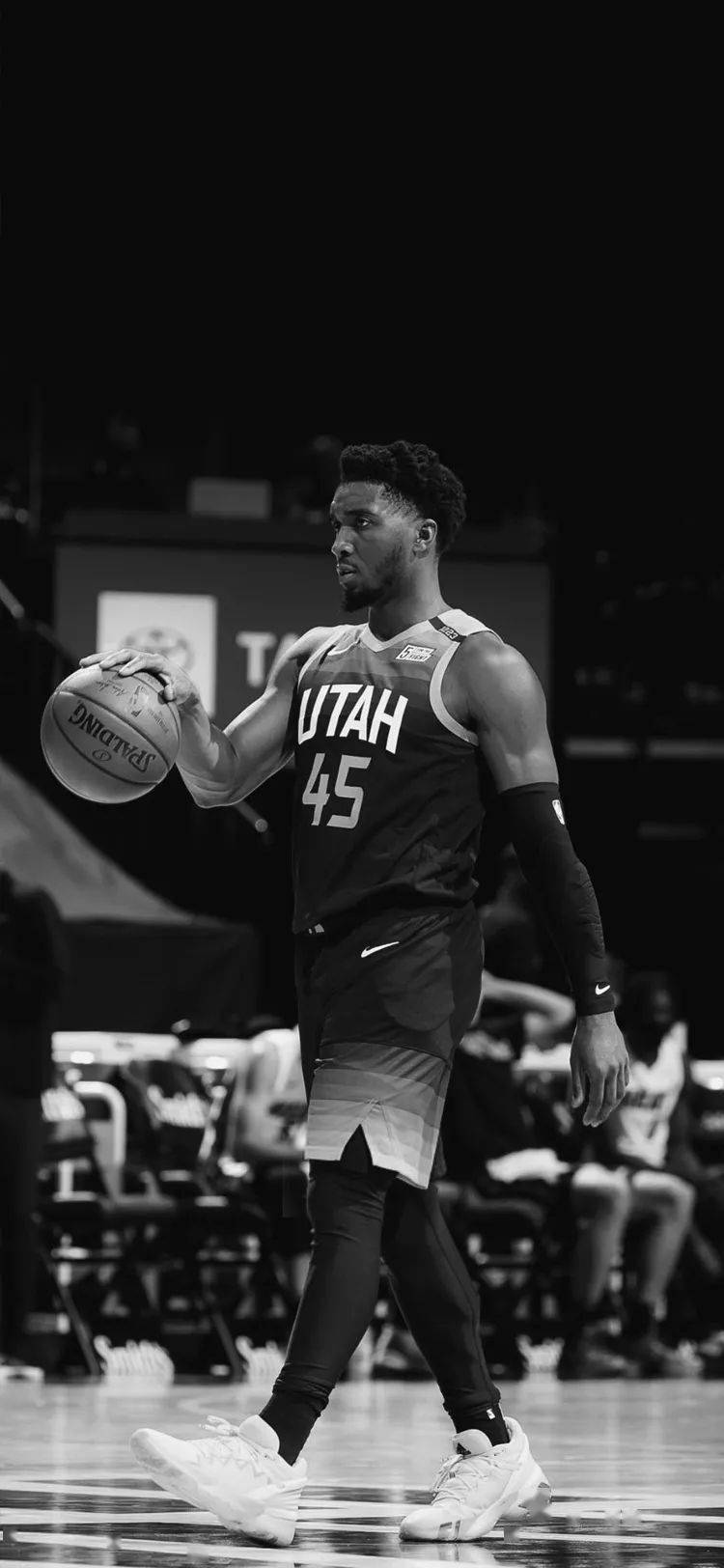 始反思她在 始反思她在